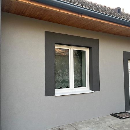 Dom Alex Pri Kupalisku Thermalpark Dunajská Streda 외부 사진